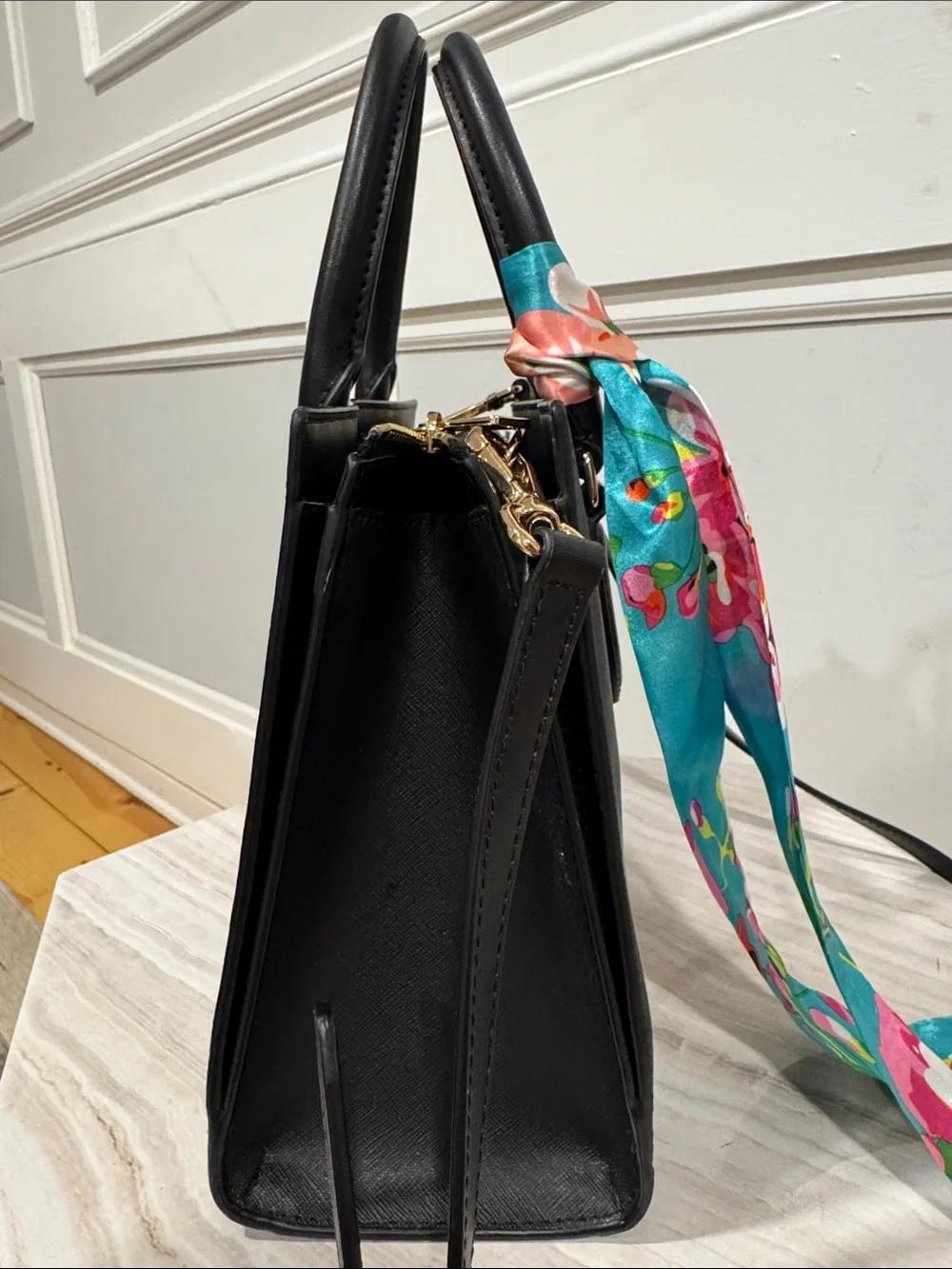 Michael Kors Bag Black Saffiano Leather Satchel Bag - Picture 8 of 17
